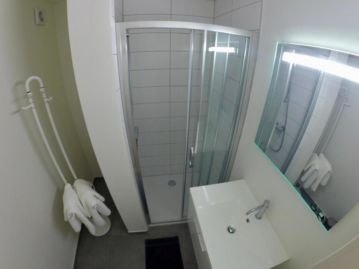 Rustig Appartement Met Zeezicht Dicht Bij Het Centrum Ostende Kültér fotó