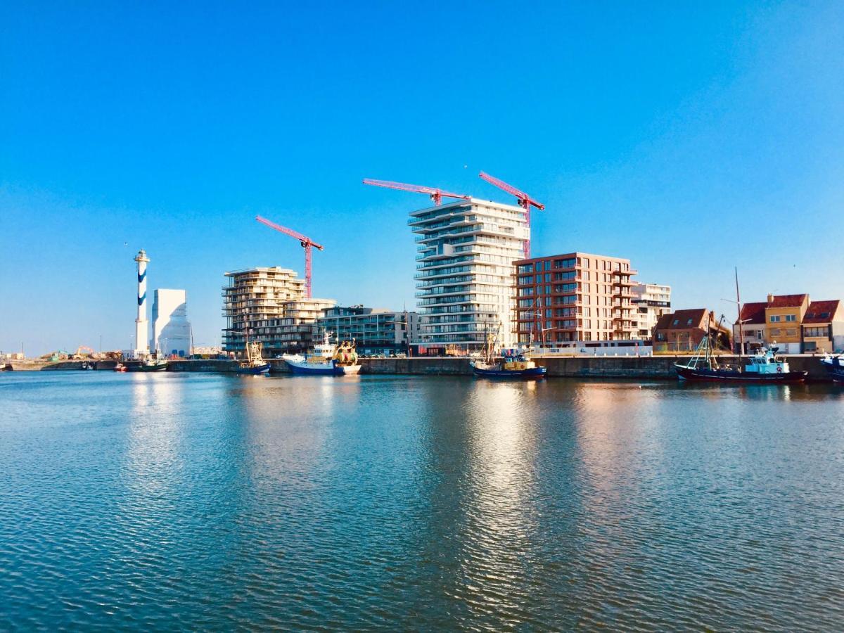 Rustig Appartement Met Zeezicht Dicht Bij Het Centrum Ostende Kültér fotó
