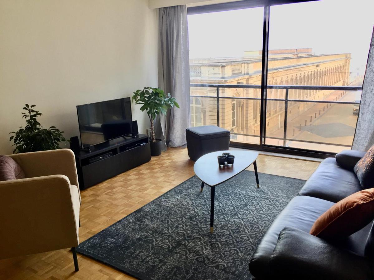 Rustig Appartement Met Zeezicht Dicht Bij Het Centrum Ostende Kültér fotó