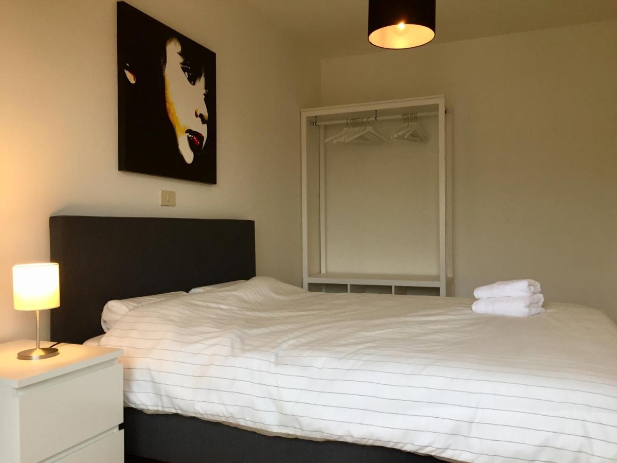 Rustig Appartement Met Zeezicht Dicht Bij Het Centrum Ostende Kültér fotó